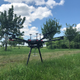 El prototipo de dron equipado con un sistema para detectar gritos.